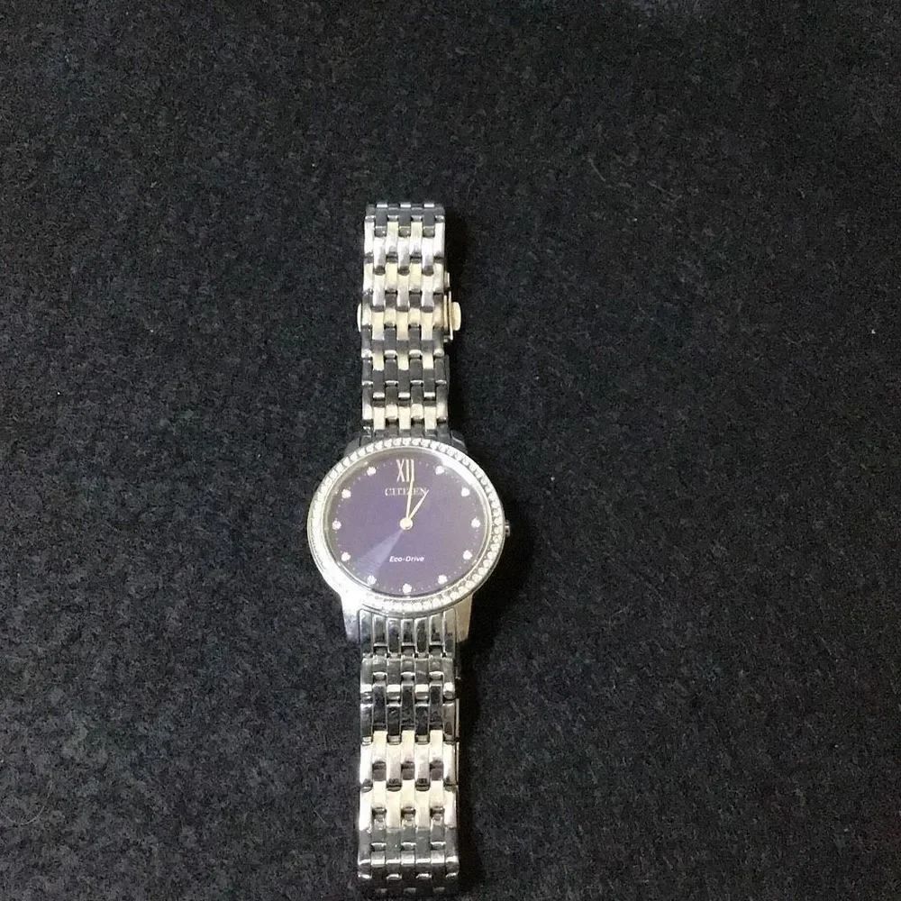 Vintage men’s citizen, Eco drive watch needs battery